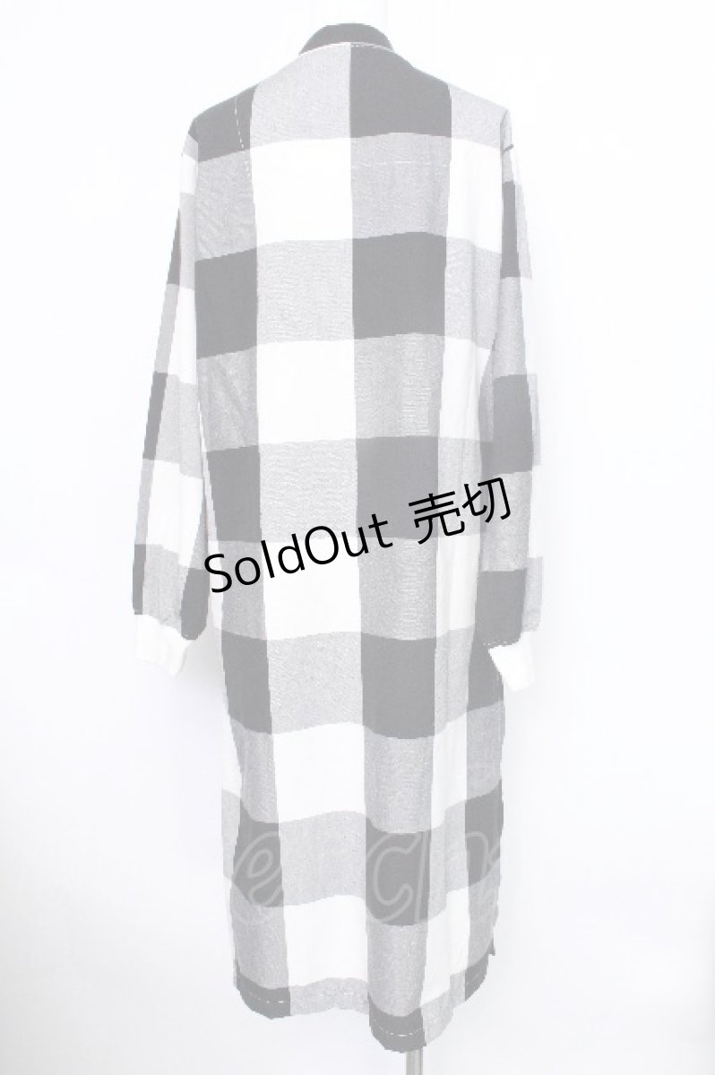 画像2: MILKBOY / ブロックチェックカーディガン  黒ｘ白 S-26-05-20-022-MB-TO-SZ-ZS (2)