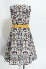 画像2: axes femme NOSTALGIE / オーガンジー刺繍ワンピース  オフ S-26-05-24-021-AX-OP-AS-ZS (2)