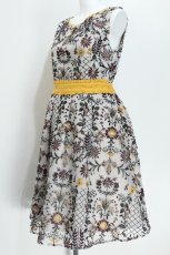 画像3: axes femme NOSTALGIE / オーガンジー刺繍ワンピース  オフ S-26-05-24-021-AX-OP-AS-ZS (3)
