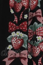 画像6: Angelic Pretty / Strawberry Dollジャンパースカート  黒 S-26-05-24-039-AP-OP-AS-ZS (6)