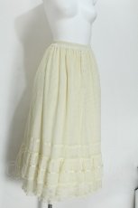 画像3: axes femme / 裾レースチュールスカート  アイボリー S-26-05-24-047-AX-SK-HR-ZS (3)