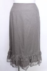画像1: INGEBORG / 裾レーススカート  グレー S-26-05-24-054-LO-SK-HR-ZS (1)