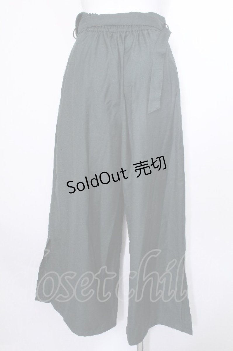 画像2: axes femme / ベルトデザインワイドパンツ  グリーン S-26-05-24-060-AX-PA-AS-ZS (2)