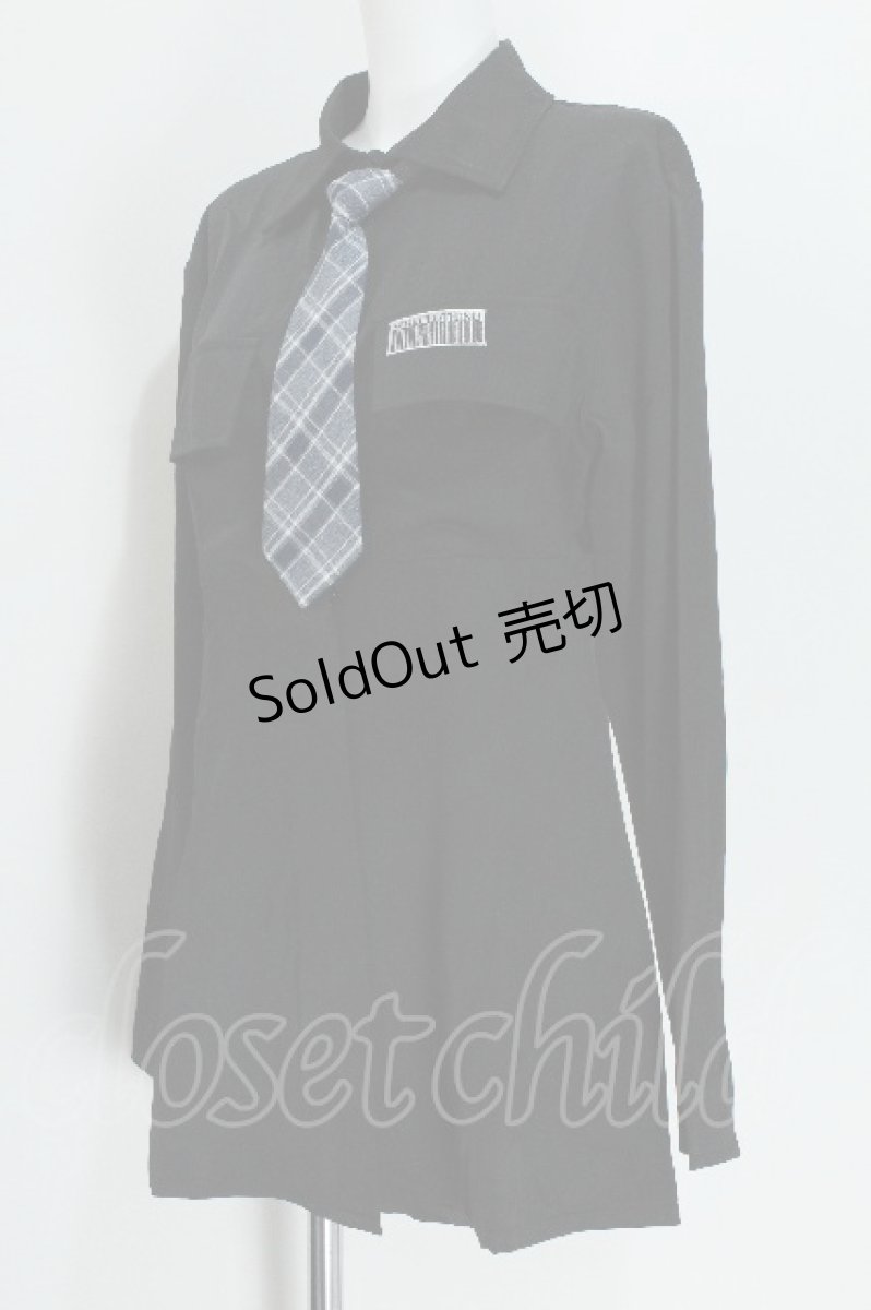 画像4: NieR Clothing / ウエストくびれスタイルアップシャツ【ワンタッチネクタイ付き】  黒 S-26-05-24-017-PU-BL-TE-ZS (4)