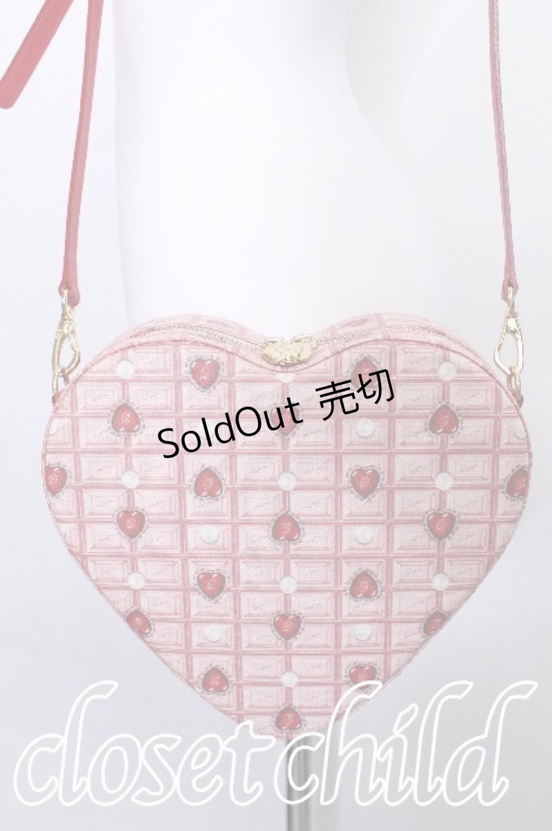 画像2: Q-pot. / ハートストロベリーチョコレートハートクロスボディーバッグ  ピンク S-26-05-25-023-QP-BG-HR-ZS (2)