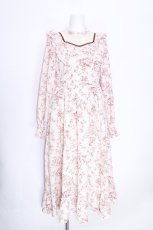 画像1: Amavel / Romantic Floralロングワンピース  オフｘワイン S-26-05-27-035-CA-OP-AS-ZS (1)
