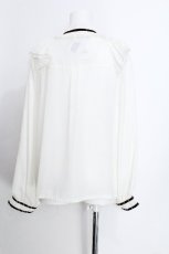 画像3: axes femme / ベロアリボン付フリルブラウス  オフ S-26-05-29-030-AX-BL-HR-ZS (3)