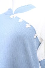 画像4: axes femme / チャイナ釦バイカラープルオーバー  サックス S-26-05-29-038-AX-TO-HR-ZS (4)