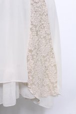 画像5: axes femme / ブローチ付きロングワンピース  キナリ S-26-05-29-049-AX-OP-HR-ZS (5)