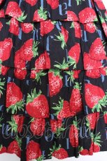 画像4: Jane Marple / Strawberry Meets Logo バックフリルドレス  黒 S-26-05-29-059-JM-OP-HR-ZS (4)