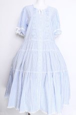 画像1: PINK HOUSE / ストライプティアードワンピース F サックス S-26-06-01-1029-LO-OP-SZ-ZS (1)