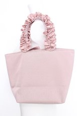 画像3: Maison de FLEUR / ピンクピンクサテンフリルトートバッグ F ピンク S-26-06-02-1050-LO-BG-SZ-ZS (3)