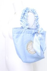画像1: Maison de FLEUR / シンデレラフリルハンドルトートバッグ  サックス S-26-06-02-1051-LO-BG-HR-ZS (1)