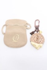 画像3: Q-pot. / 美女と野獣/ルミエール/ビスケットキーホルダー  ブラウン S-26-06-02-1013-QP-ZA-HR-ZS (3)
