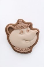 画像1: Q-pot. / ミセスポット/シュガークッキーブローチ  ブラウン S-26-06-02-1014-QP-ZA-HR-ZS (1)