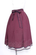 画像4: axes femme POETIQUE / パイピングバックフリルスカート  ワイン S-26-06-03-1057-AX-SK-HR-ZS (4)