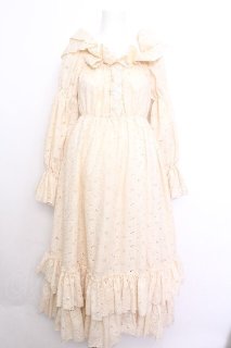 【ATELIER PIERROT】　ホワイト　ワンピース ATELIER-PIERROT - closet child オンラインショップ (Page 1)