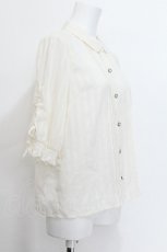 画像2: axes femme / ストライプラッフルフリルブラウス  オフ S-26-06-05-004-AX-BL-AS-ZS (2)