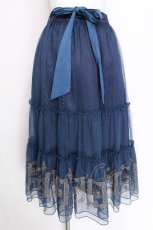 画像1: axes femme / 額縁刺繍チュールスカート  ブルー S-26-06-07-052-AX-SK-HR-ZS (1)