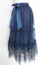 画像3: axes femme / 額縁刺繍チュールスカート  ブルー S-26-06-07-052-AX-SK-HR-ZS (3)