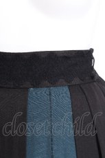 画像3: axes femme / チャイナ風刺繍スカート  黒ｘグリーン S-26-06-10-057-AX-SK-HR-ZS (3)