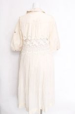 画像2: axes femme / 刺繍ｘプリーツロングシャツ  キナリ S-26-06-12-040-AX-BL-HR-ZS (2)