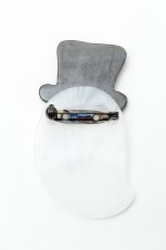 画像2: Q-pot. / シルクハットゴースト アクリルブローチ  白 S-26-06-17-006-QP-AC-HR-ZS (2)