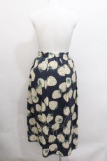 画像2: Franche Lippee / いちご柄スカート 3L 紺 S-26-06-17-058-LO-SK-HR-ZS (2)