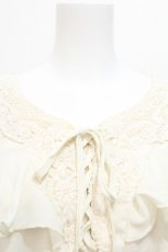 画像4: axes femme / ラッフル袖デザインプルオーバー  アイボリー S-26-06-18-005-AX-TO-HR-ZS (4)