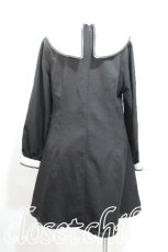 画像2: Amavel / クロス刺繍衿Aラインワンピース  黒 S-26-06-21-045-CA-OP-HR-ZS (2)