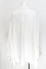 画像2: IRO+IRO / 着物袖ブラウス  白 S-26-06-24-023-LO-BL-AS-ZS (2)
