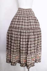 画像4: PINK HOUSE / 野ばらとチェリー刺繍タータンチェックスカート  ブラウン S-26-06-25-042-LO-SK-HR-ZS (4)