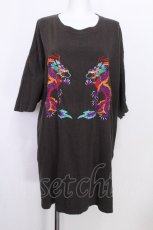 画像1: HEIHEI / ドラゴン刺繍BIGTシャツ  グレー S-26-06-25-007-LO-OP-AS-ZS (1)