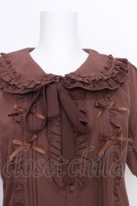 画像4: axes femme POETIQUE / リボンフリル半袖ブラウス  モカ S-26-06-26-026-AX-BL-AS-ZS (4)