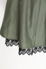 画像3: axes femme POETIQUE / サスペンダー付ラップ風スカート  カーキ S-26-06-29-047-AX-SK-HR-ZS (3)