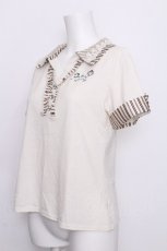 画像4: axes femme / 襟レジメン刺繍シャツ  アイボリー S-26-07-05-016-AX-TS-HR-ZS (4)