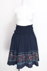 画像1: Ozz oneste / ウエストシャーリング刺繍プリーツスカート  紺 S-26-07-11-048-OO-SK-HR-ZS (1)