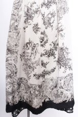 画像3: Jane Marple / フェアリーテイルスカーフプリントのドレス  黒 S-26-07-13-041-JM-OP-HR-ZS (3)