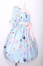 画像2: axes femme kawaii / ハッピーバカンス柄ワンピース  サックス S-26-07-21-033-AX-OP-AS-ZS (2)