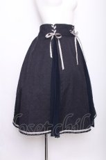 画像2: axes femme POETIQUE / レースアッププリーツ切替スカート  紺 S-26-07-21-050-AX-SK-AS-ZS (2)