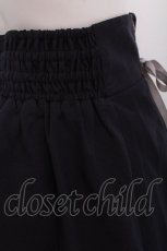 画像4: axes femme POETIQUE / レースアッププリーツ切替スカート  紺 S-26-07-21-050-AX-SK-AS-ZS (4)