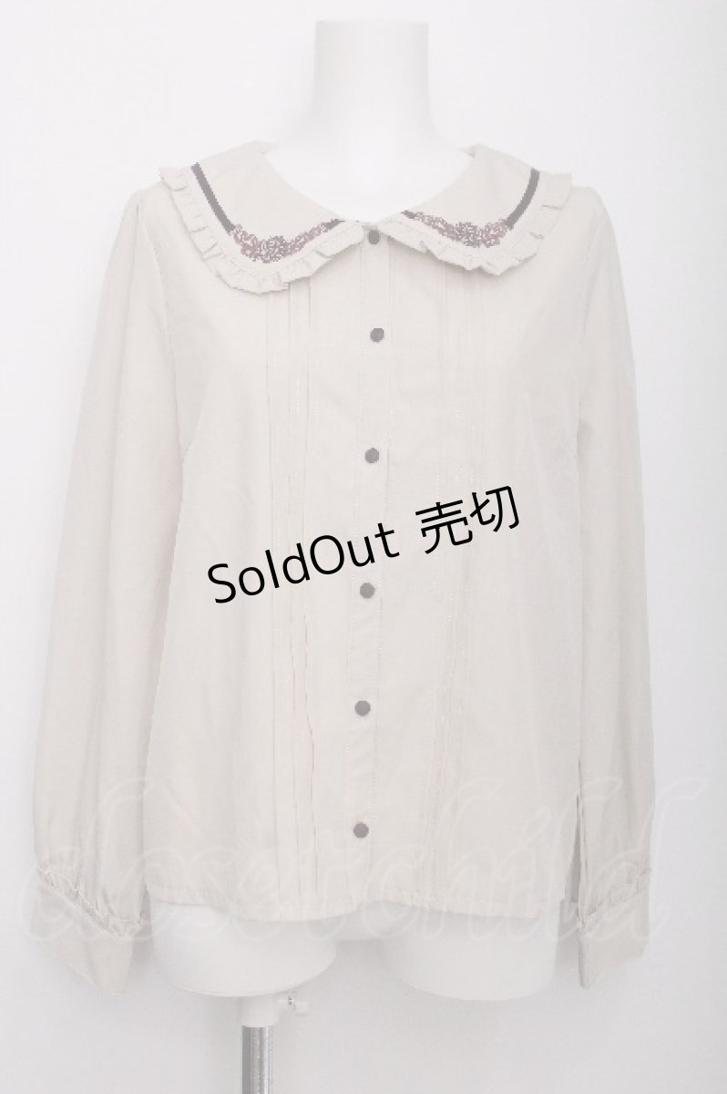 画像1: axes femme POETIQUE / リボンタイ付ローズ刺繍ブラウス  オフ S-26-07-21-013-AX-BL-AS-ZS (1)