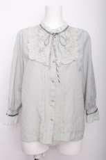 画像1: axes femme / 刺繍入りプチハイブラウス  グリーン S-26-07-21-018-AX-BL-AS-ZS (1)