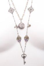 画像2: axes femme / ヴィンテージ風チャームネックレス  シルバー S-26-07-22-041-AX-AC-AS-ZS (2)