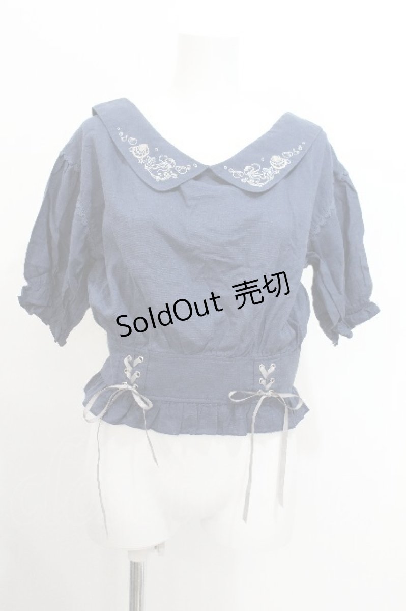 画像1: axes femme POETIQUE / マリン刺繍オフショルブラウス  ブルー S-26-07-23-025-AX-BL-AS-ZS (1)