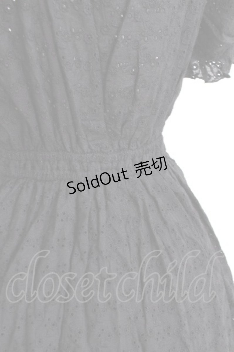 画像4: axes femme POETIQUE / 【柴田あやなさんコラボ】コットンレースワンピース  黒 S-26-07-23-043-AX-OP-AS-ZS (4)