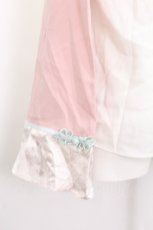 画像3: Amavel / パンダと寿桃の中華菓子ブラウス  ピンク S-26-07-23-018-CA-BL-AS-ZS (3)
