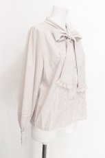 画像2: axes femme / 繊細レース×ボウタイブラウス  ピンク S-26-07-27-031-AX-BL-HR-ZS (2)