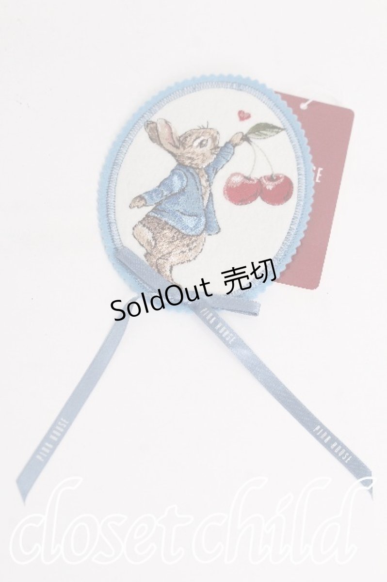 画像1: PINK HOUSE / PETER RABBIT ワッペンブローチ  サックス S-26-08-02-004-LO-ZA-HR-ZS (1)