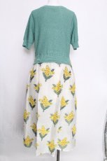 画像2: Jane Marple Dans Le Salon / ニットとMimosa jacquardのドレス  グリーンｘオフ S-26-08-05-037-JM-OP-AS-ZS (2)